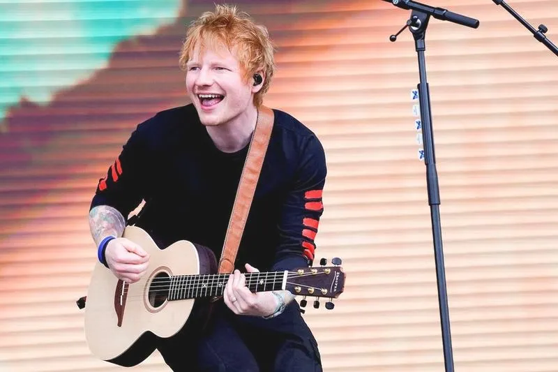 Ile naprawdę zarabia Ed Sheeran za koncert? Oto zaskakujące fakty o jego dochodach