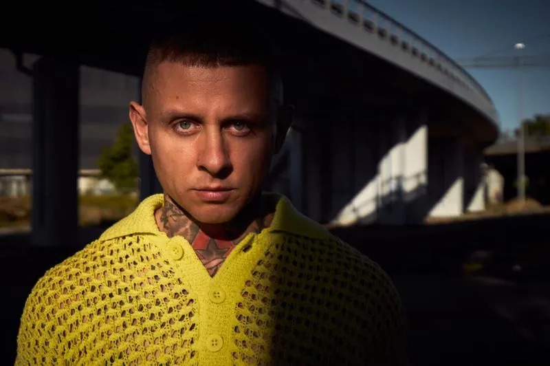 Analiza tekstu piosenki KaeN