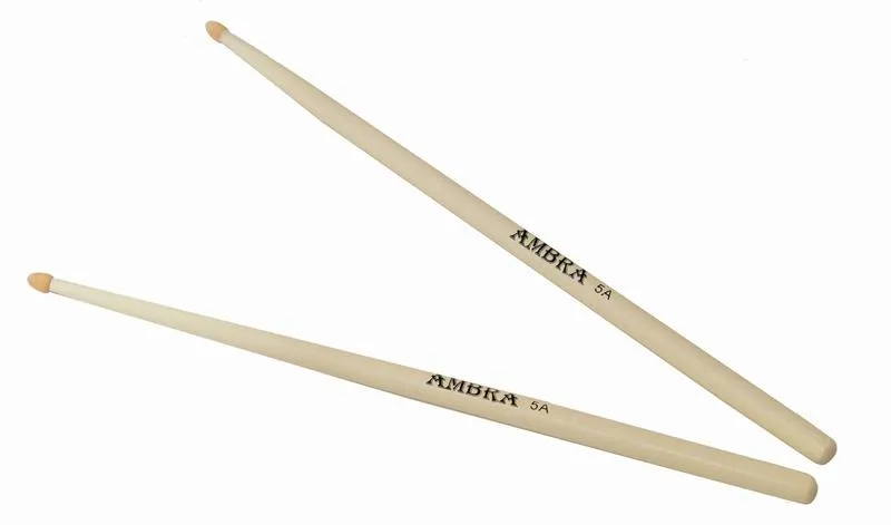 Materiał pałek a brzmienie